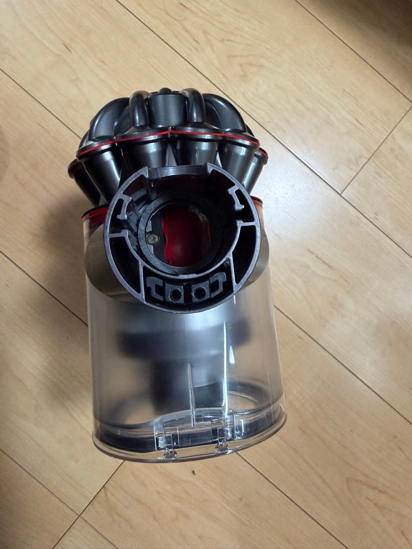 ダイソン掃除機v8sv10洗浄済み