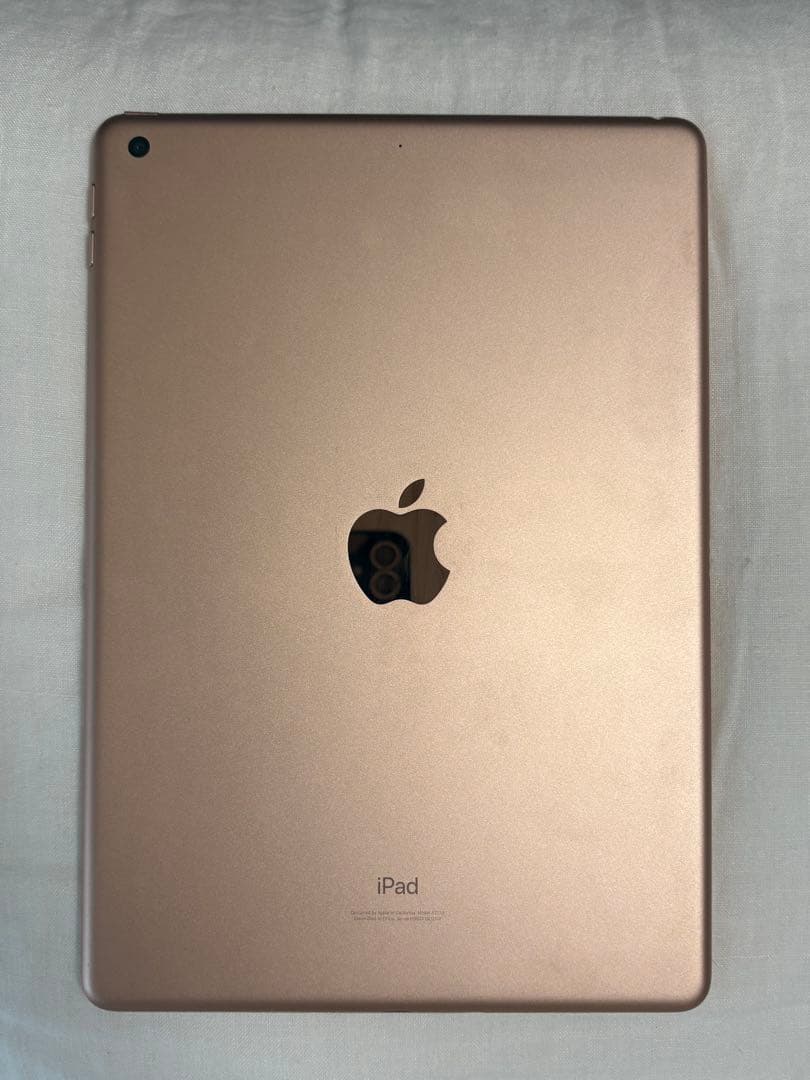Apple iPad 第8世代（2020年）ゴールド 本体