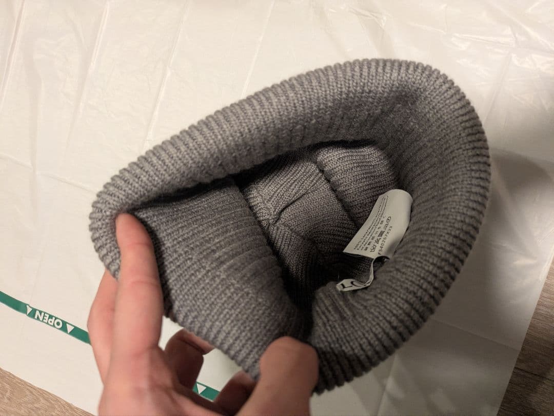 loewe/ロエベ　ニット帽　グレー