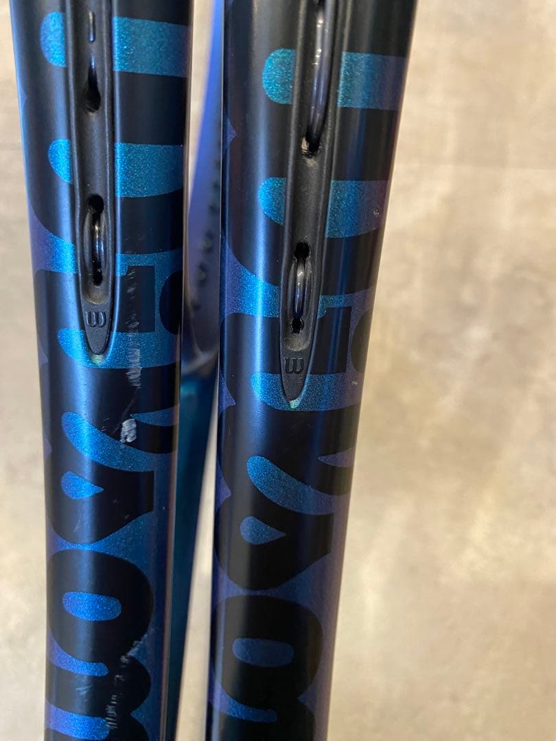 Wilson Ultra V4ラケット 2本セット グリップサイズ2