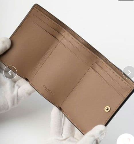 コーチ　三つ折り財布