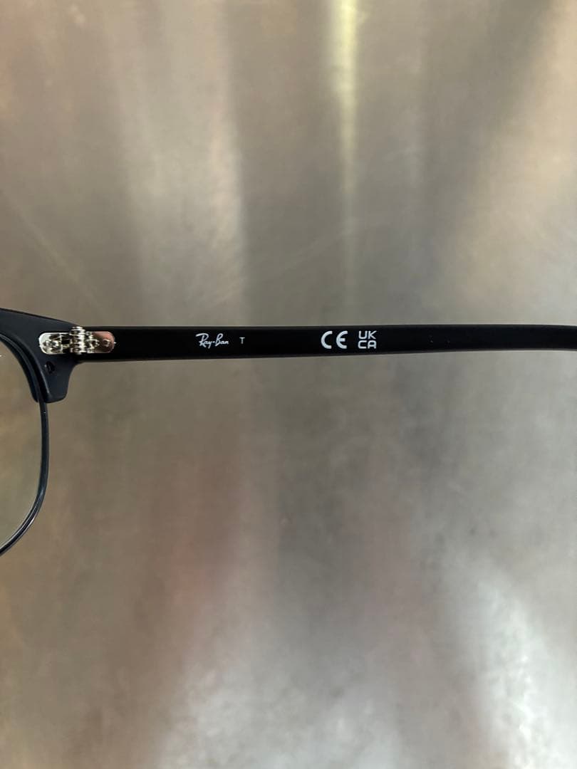 Ray-Ban クラブマスター　可視光調光レンズ