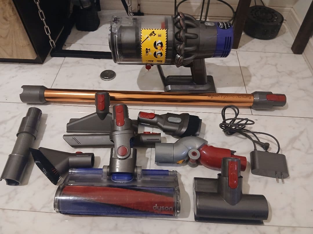 ド*ウ様 Dyson V10 Fluffy SV12 フェルト新品交換済 ローリ