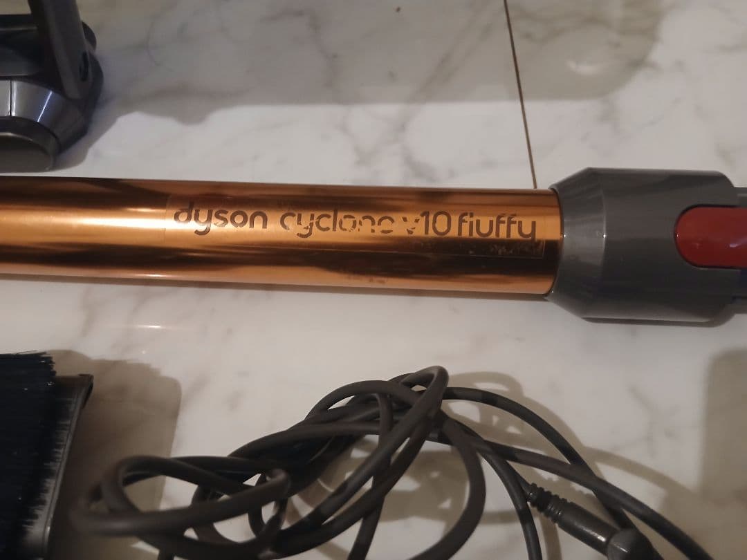 ド*ウ様 Dyson V10 Fluffy SV12 フェルト新品交換済 ローリ