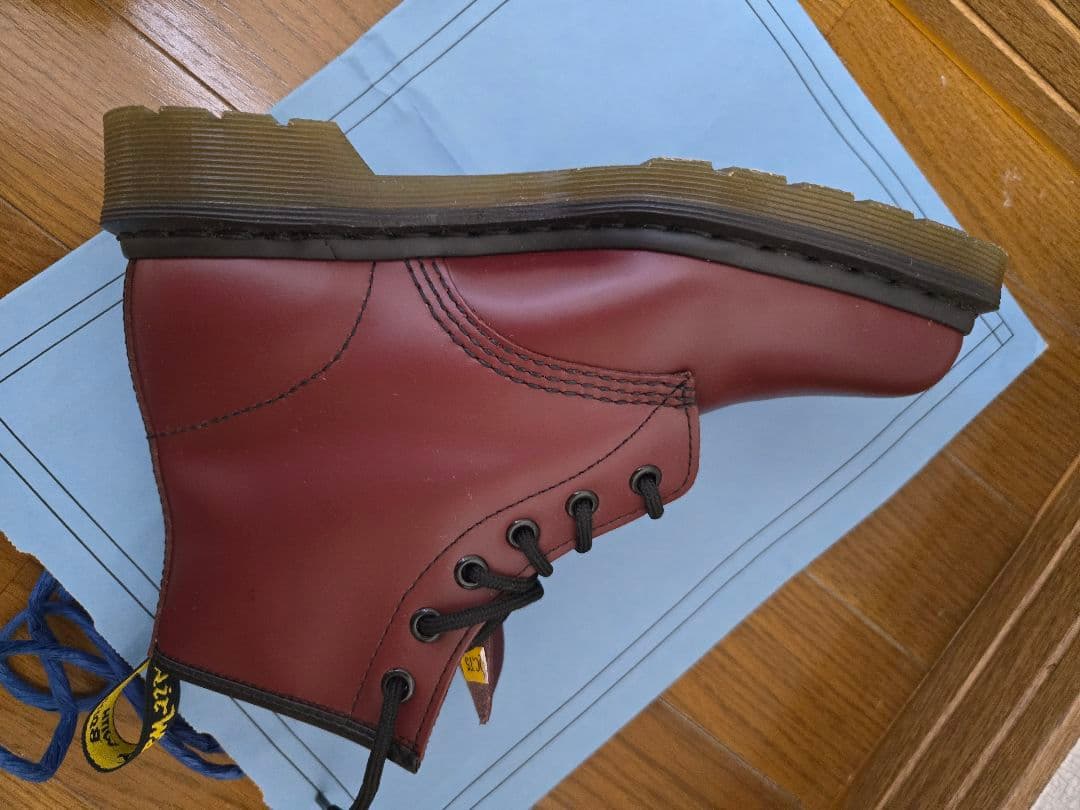 ドクターマーチン　Dr.Martens チェリーレッド　6ホールブーツ