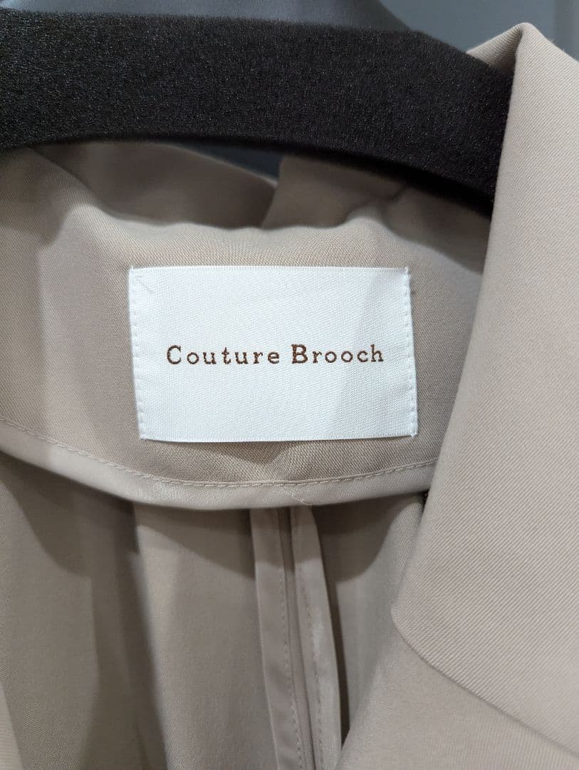 新品　タグ付き　Couture brooch キャンディスリーブトレンチコート
