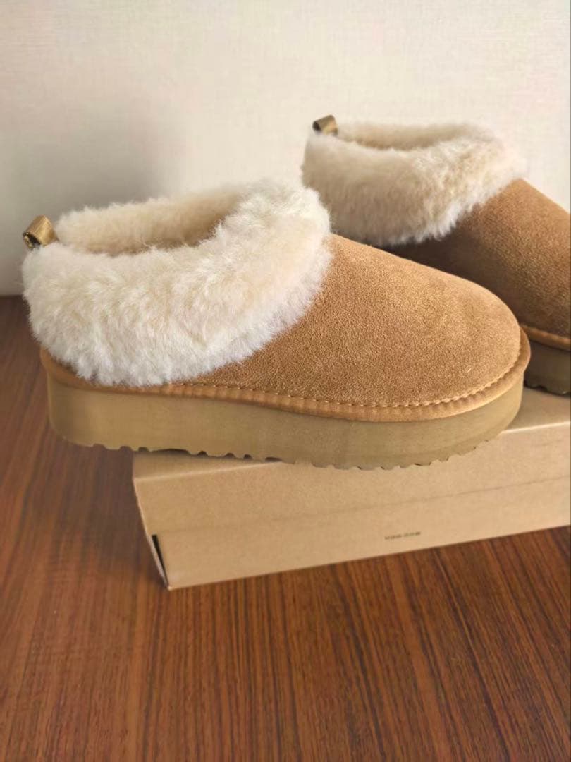 UGG ベージュ ムートンブーツ 厚底 24cm