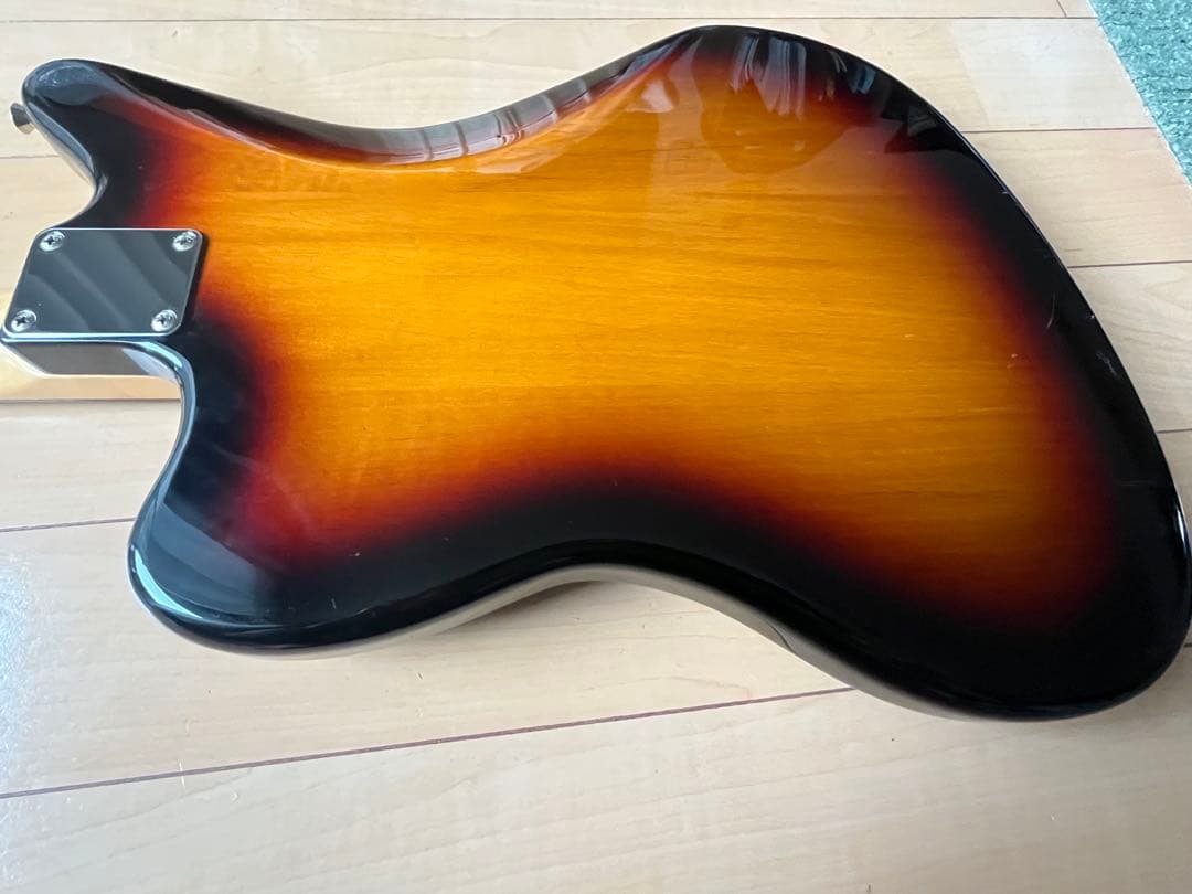 ギター fender MIJ Jazzmaster 3-Color Sunburst
