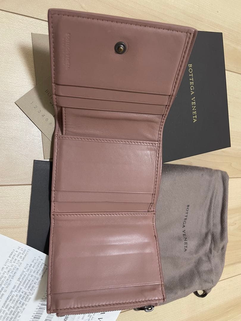 Bottega Veneta 三つ折り財布 ベージュピンク