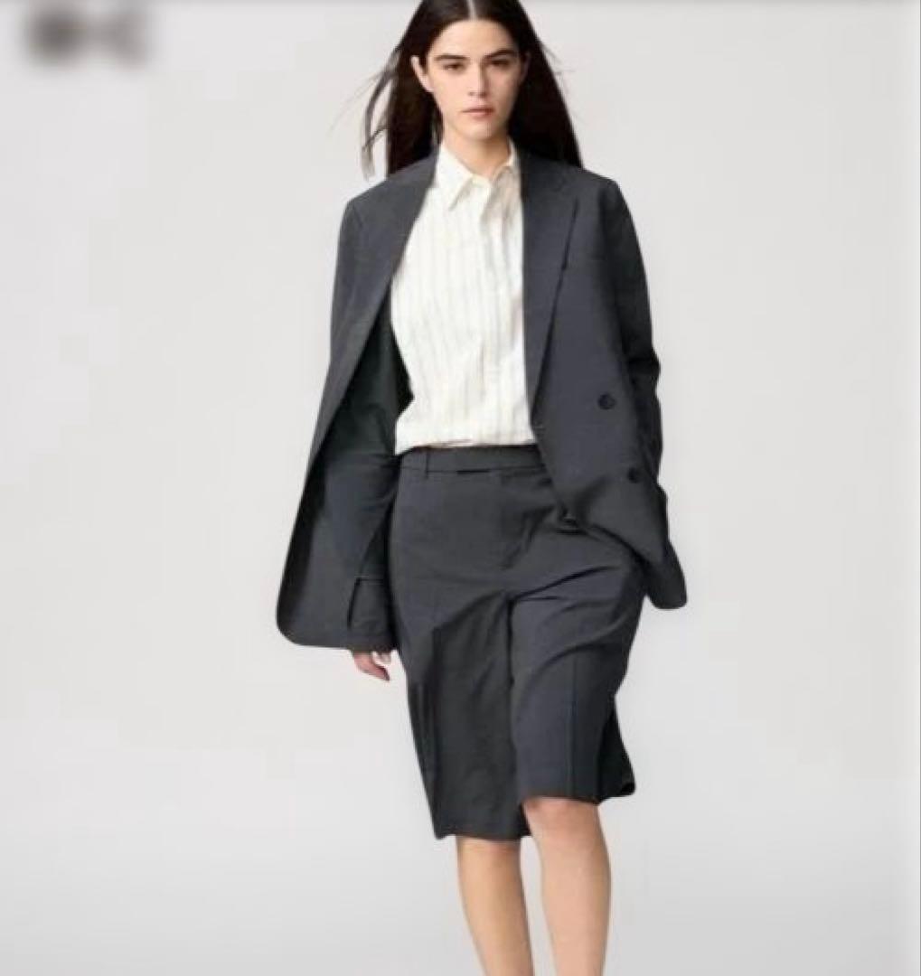 美品　UNIQLO：C 感動ダブルジャケットリラックスフィット　ダークグレー　M