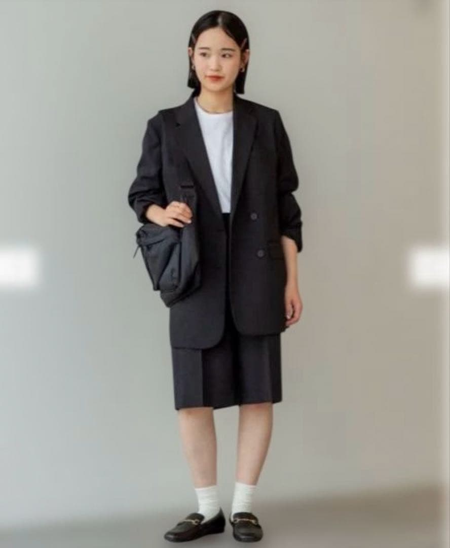 美品　UNIQLO：C 感動ダブルジャケットリラックスフィット　ダークグレー　M