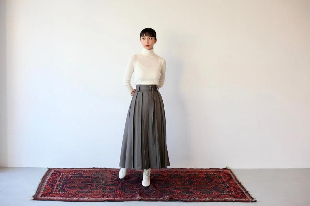 foufou　スーパータックロングスカート