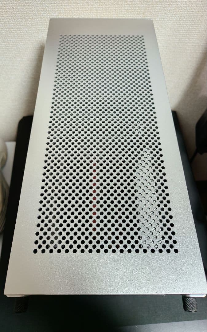 Lian Li A4-H2O Mini-ITX ケース アルミニウム製