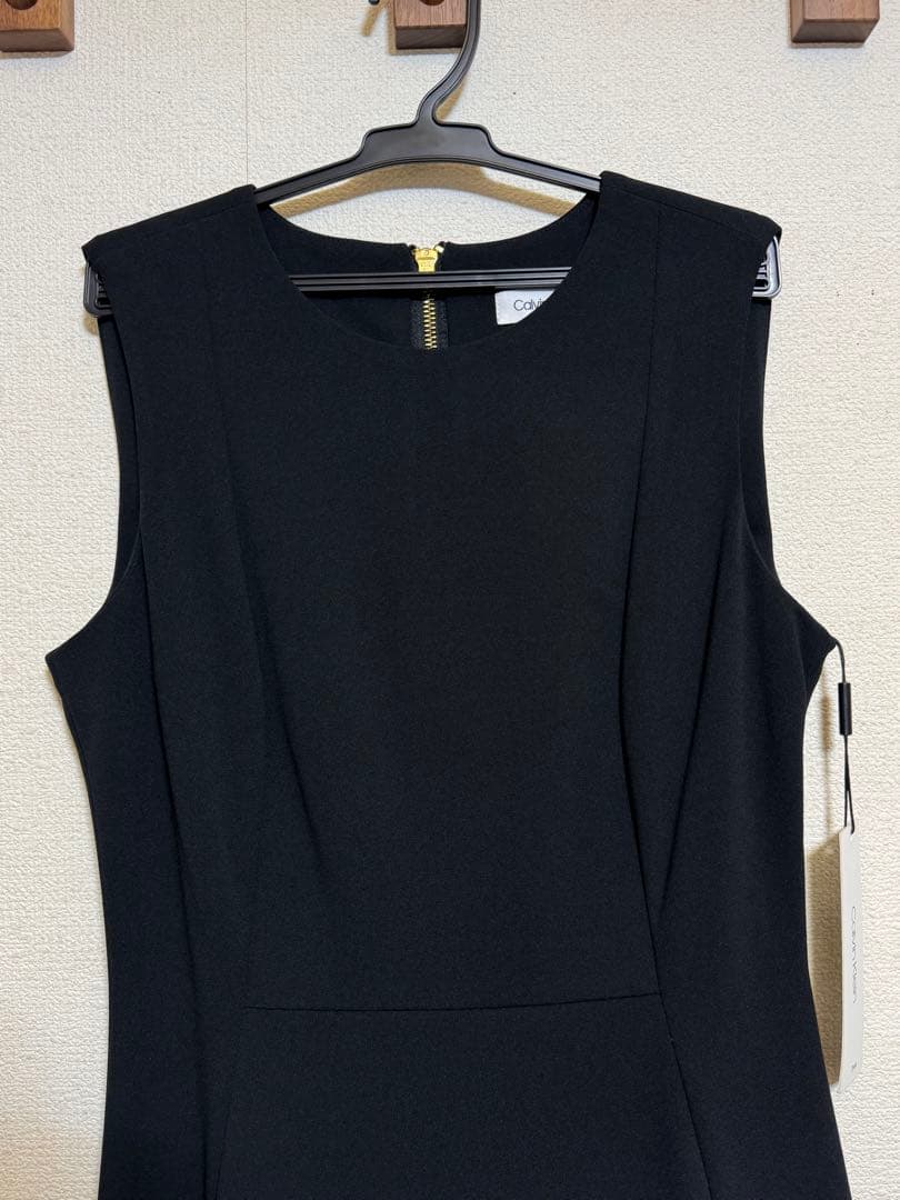 【新品タグ付き】  タイトワンピース 黒 サイズ4（M）