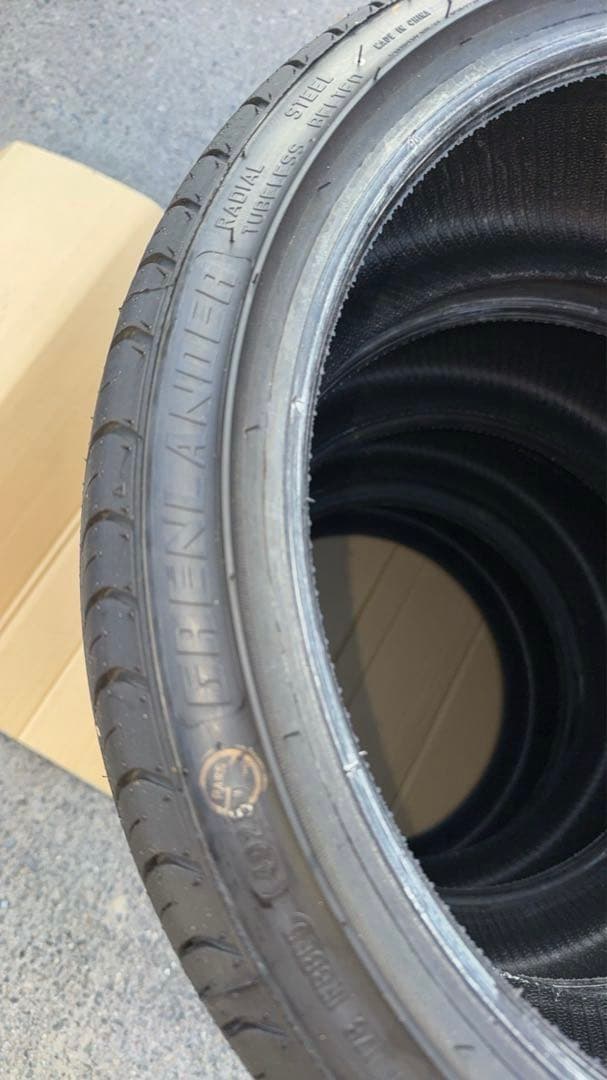 グリンランダー L-ZEAL56 195/40R17 81W