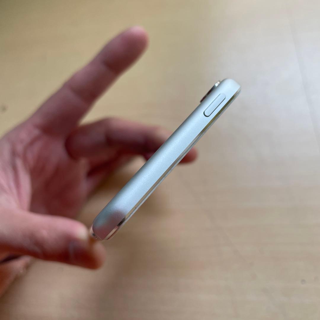 iPod touch 第7世代　32GB シルバー　A2178 美品　#9