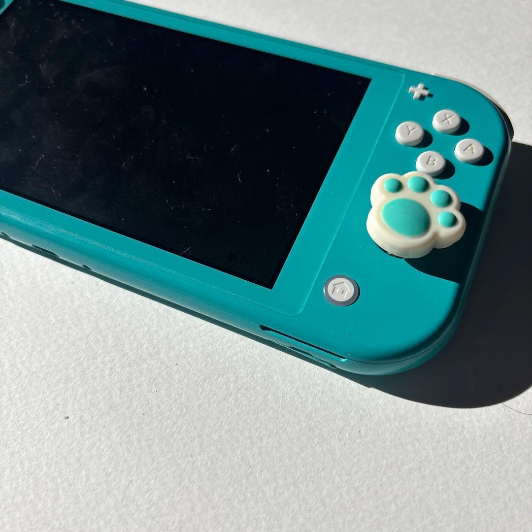 Nintendo Switch Lite ターコイズ 猫の足型カバー付き