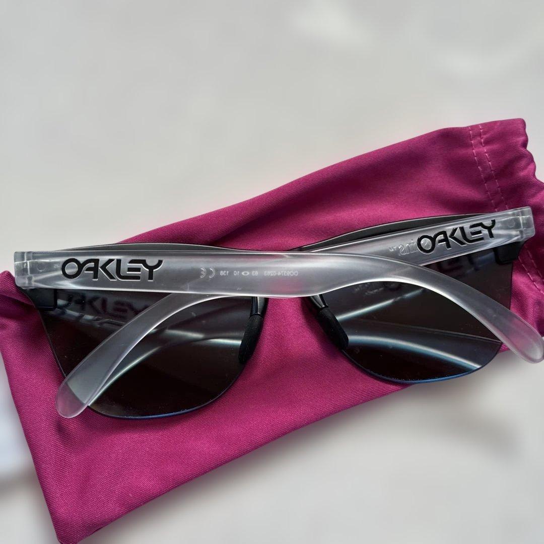 OAKLEY サングラス フロッグスキンOO9374-0283 ブラック/グレー