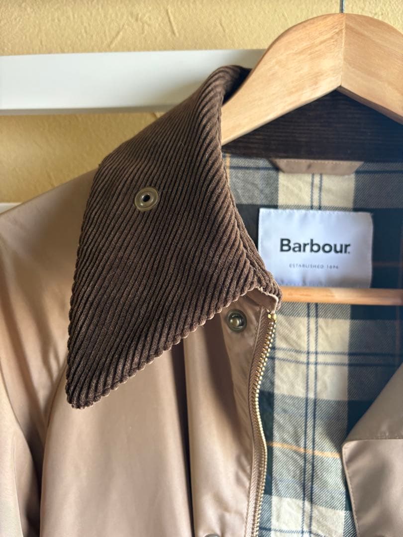 Barbour(バブアー) ロングコート　ベージュ