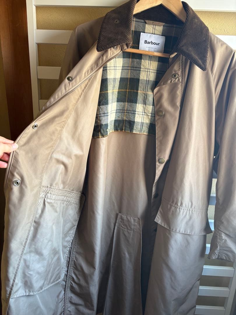 Barbour(バブアー) ロングコート　ベージュ