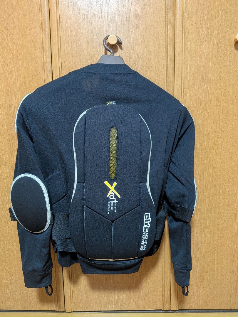eb's Xed extreme impact Protection Sサイズ