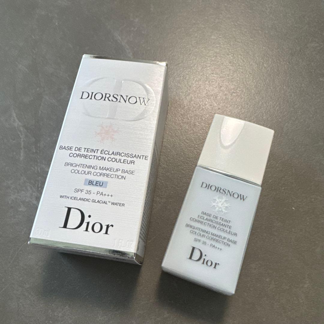 ディオールスノウメイクアップベース ブルー 30ml