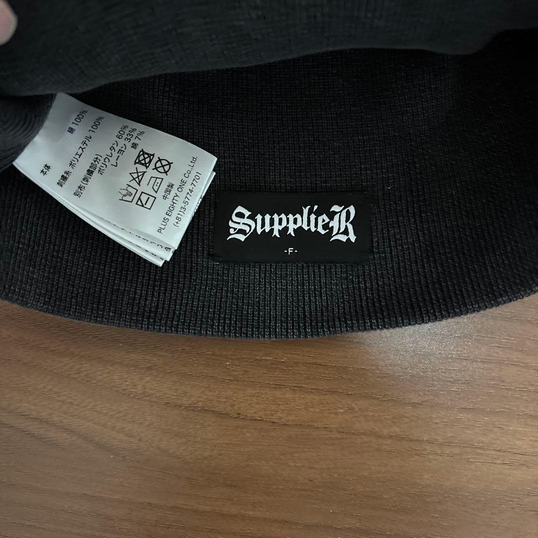 SupplieR ダークグレー ビーニー