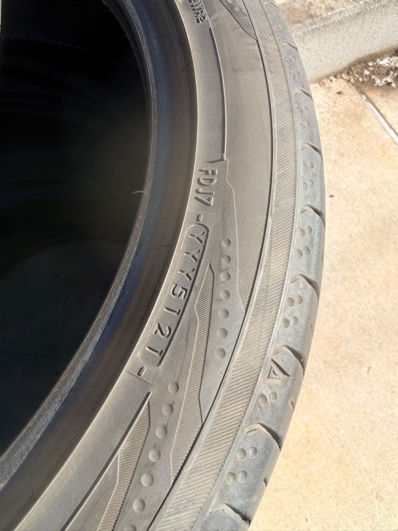 【RYY 】YOKOHAMA ブルーアース RV03 225/45R18