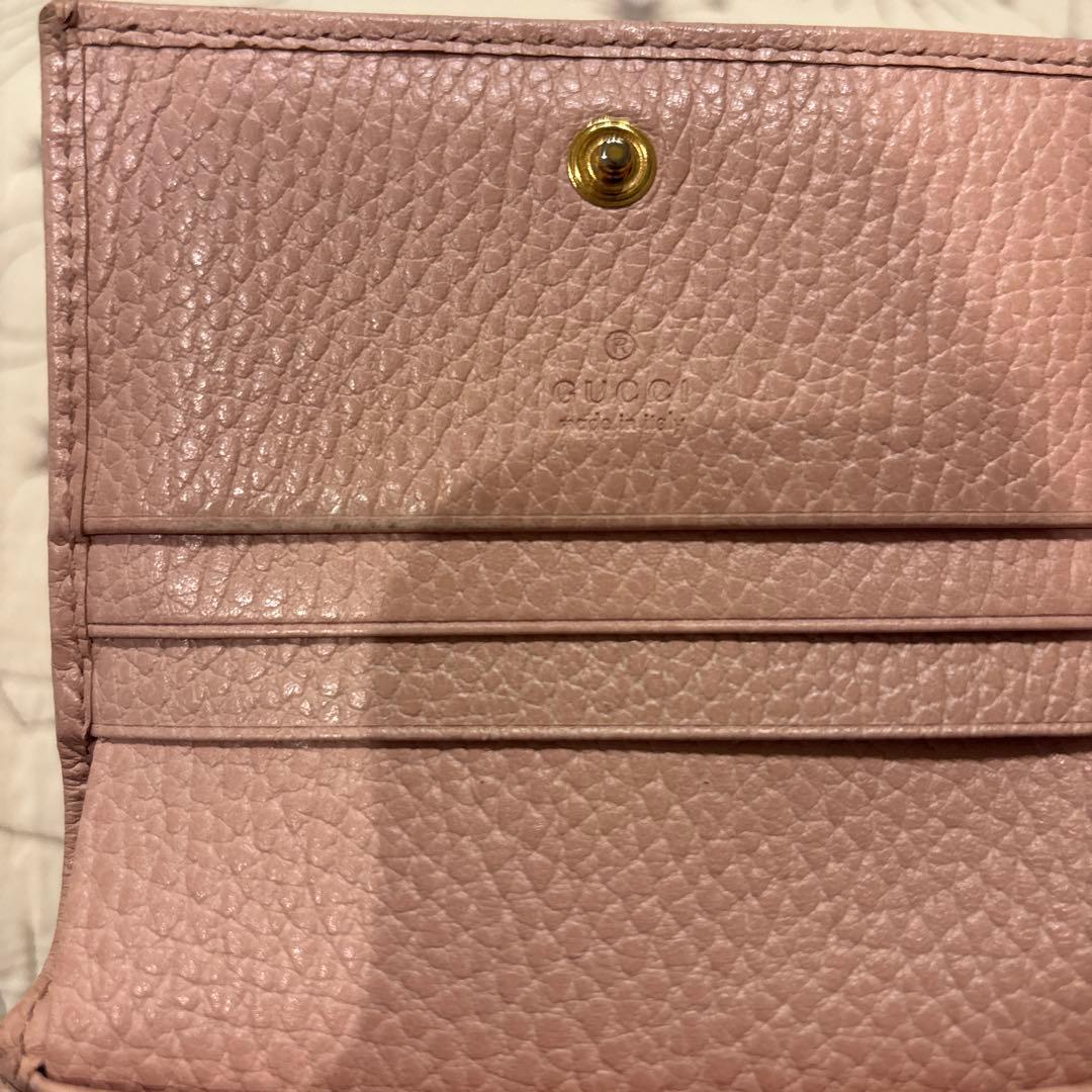 Gucci GG マーモント ピンクレザー二つ折り財布
