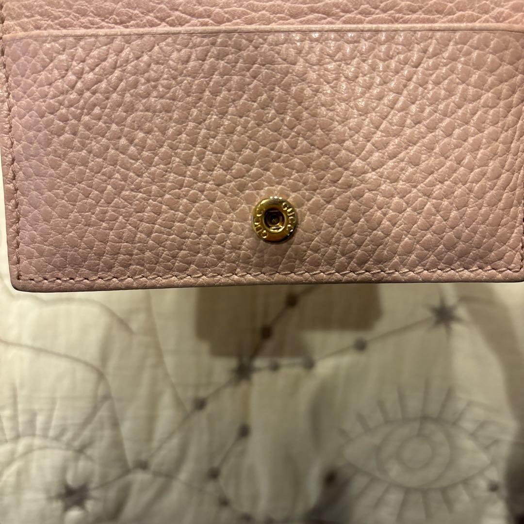 Gucci GG マーモント ピンクレザー二つ折り財布