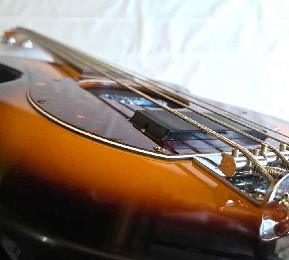 Pignose PGB-200 アンプ内蔵ベース ピグノーズ エレキベース