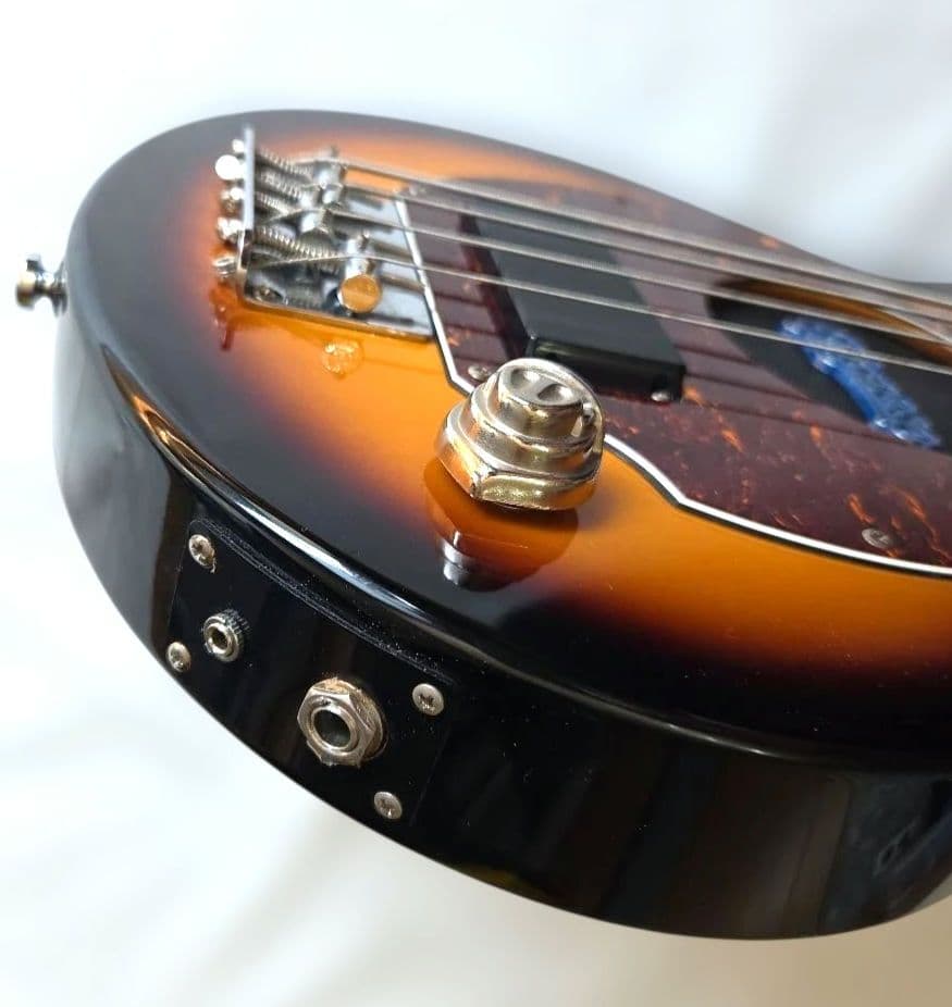 Pignose PGB-200 アンプ内蔵ベース ピグノーズ エレキベース