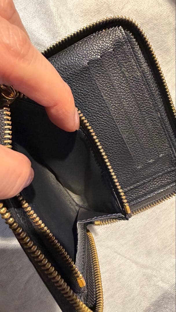 LOUISVUITTON 財布
