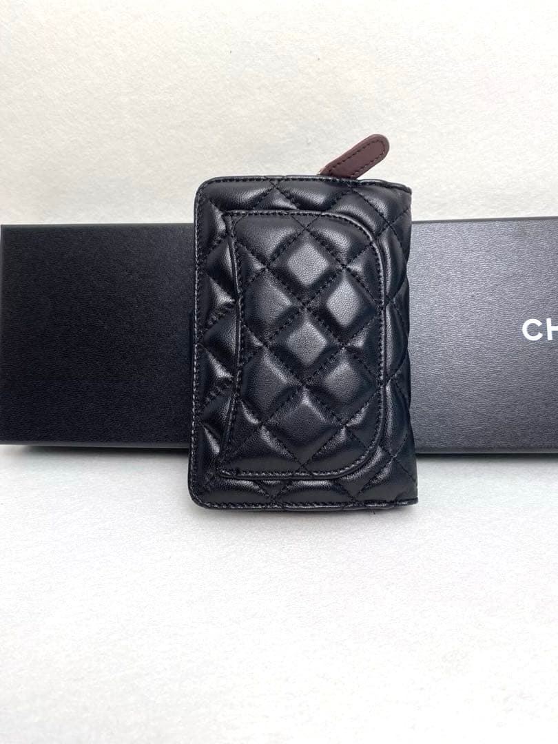 Chanel キルティング ブラック 二つ折り財布
