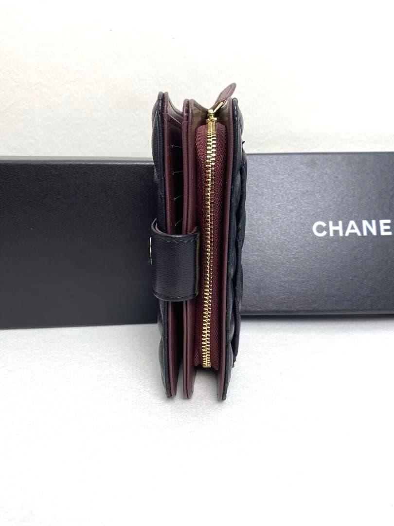 Chanel キルティング ブラック 二つ折り財布