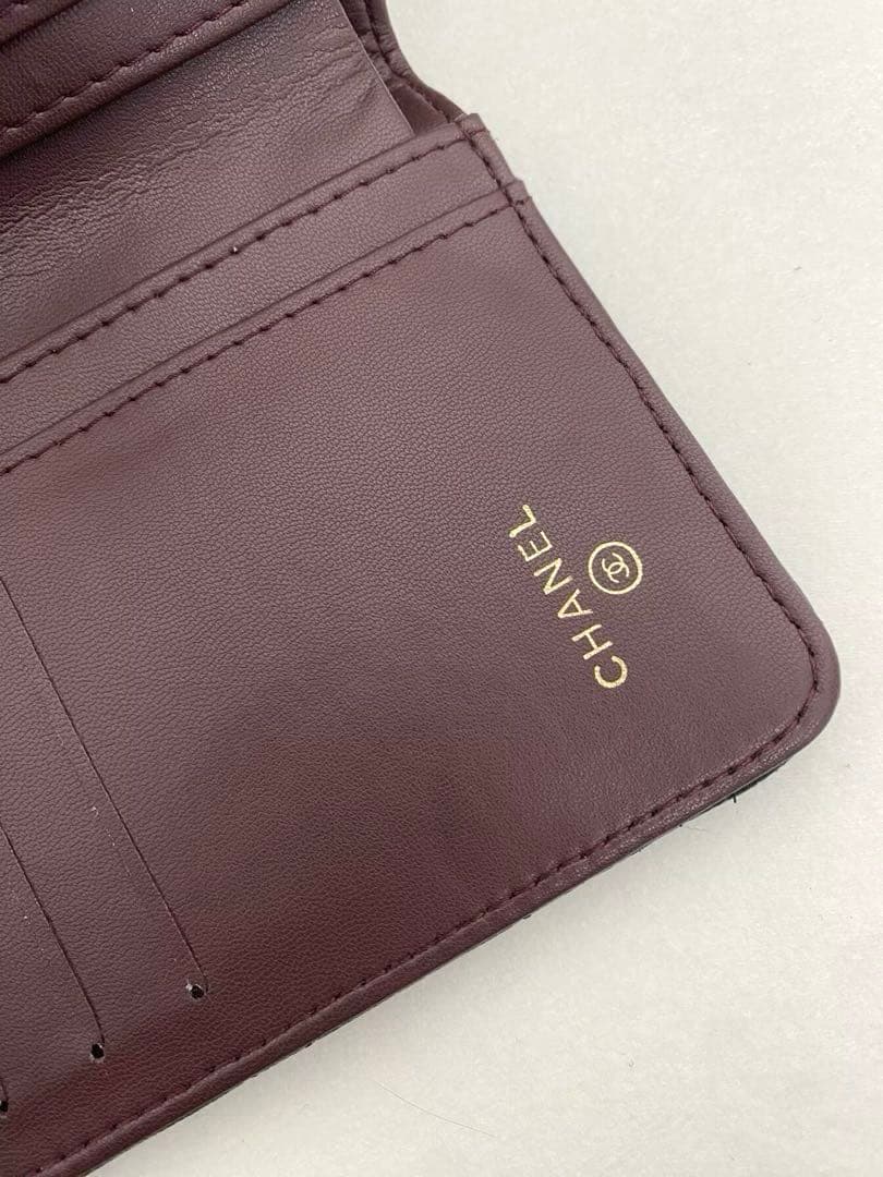 Chanel キルティング ブラック 二つ折り財布