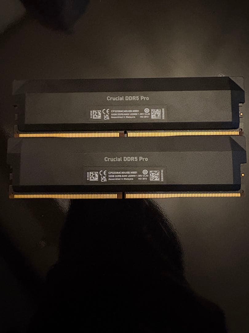 極美品 Crucial DDR5 Pro 64GB (32GBx2) 6400