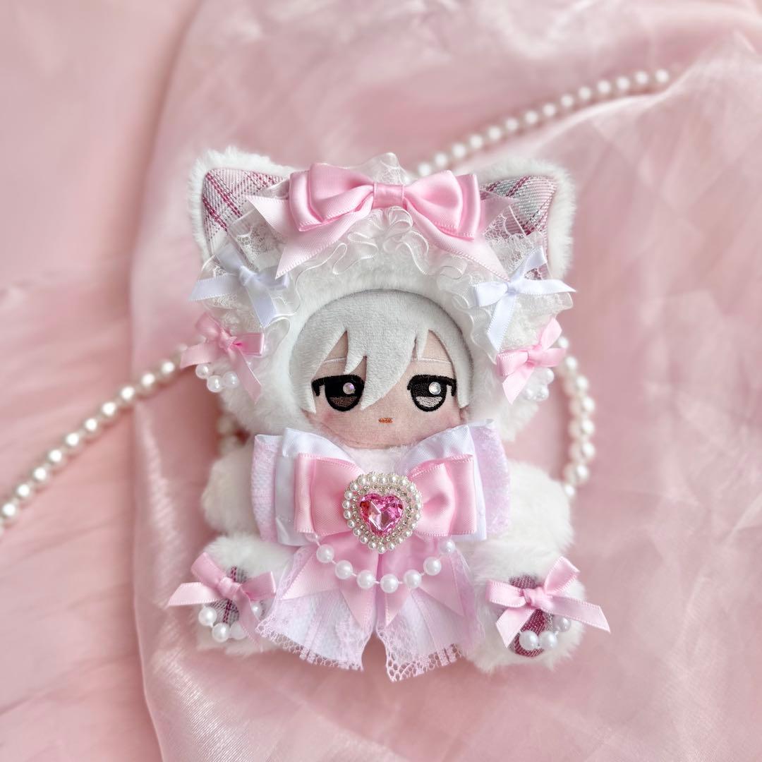 あざらし様　③ピンク　おてて横　ピンクチェックパールねこちゃん