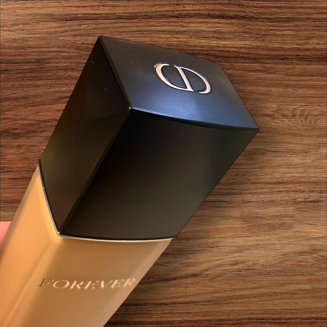 未使用❤️Dior ディオールスキンフォーエヴァー フルイドマット 1CR