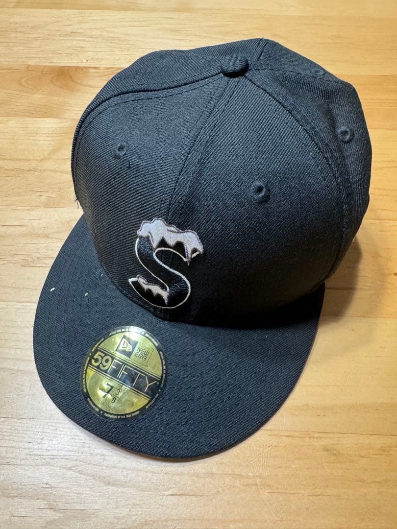 New Era 59FIFTY supreme キャップ Sロゴ