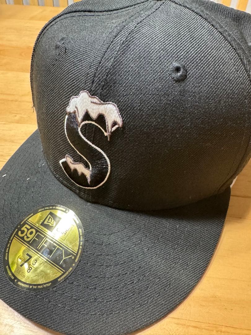 New Era 59FIFTY supreme キャップ Sロゴ
