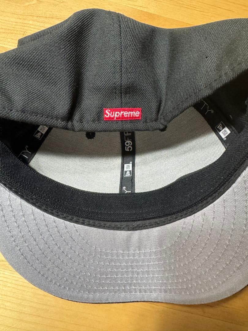 New Era 59FIFTY supreme キャップ Sロゴ