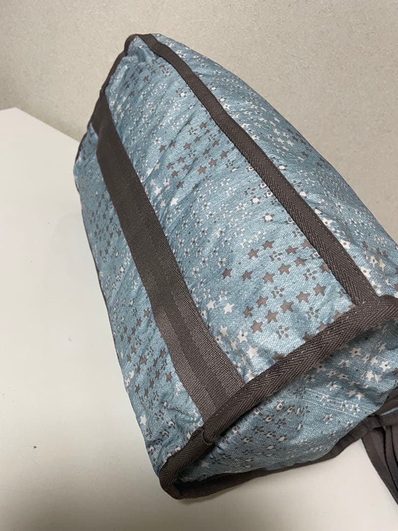【美品】レスポートサック　ボストンバッグ　小さな小花柄　小さな星柄