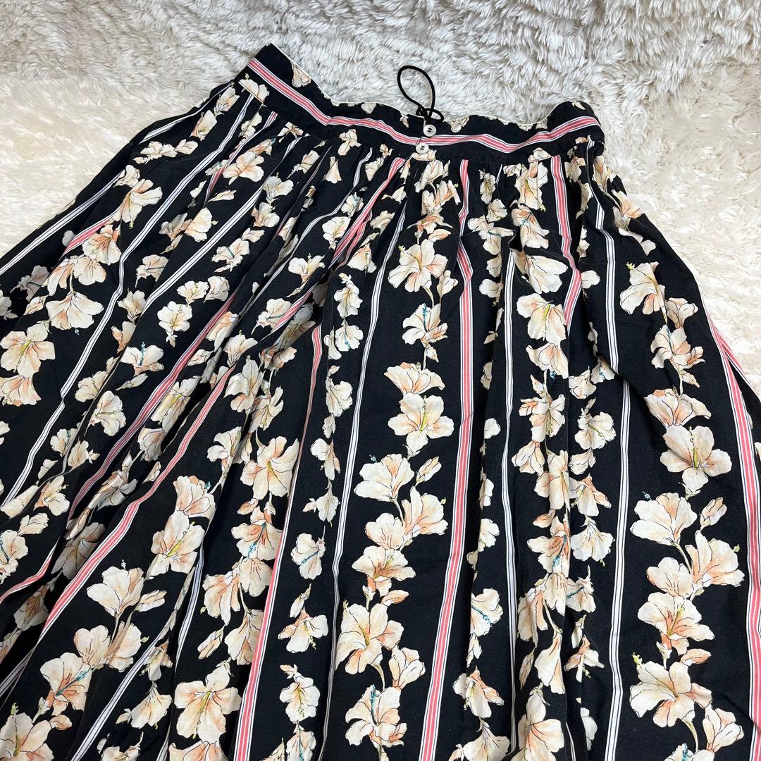 フォルテフォルテ　ロングスカート　花柄　ギャザー　フラワー　フレア　L 大きい