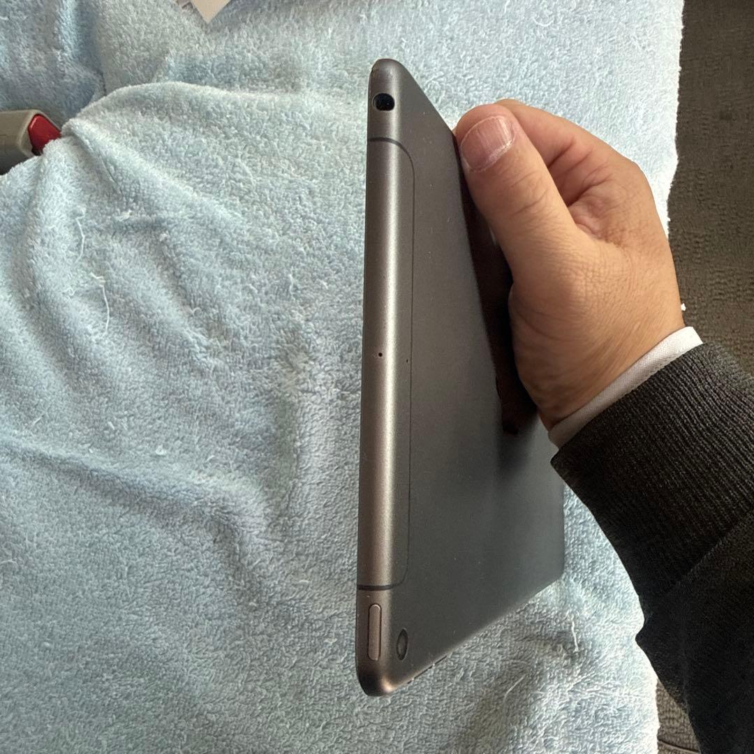 Apple iPad mini5世代A2124 スペースグレイ