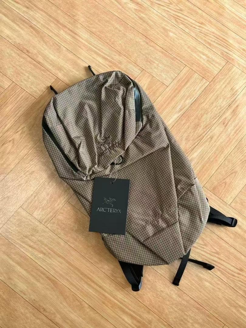 新品未使用ARC'TERYX Konseal 15 ブラウン