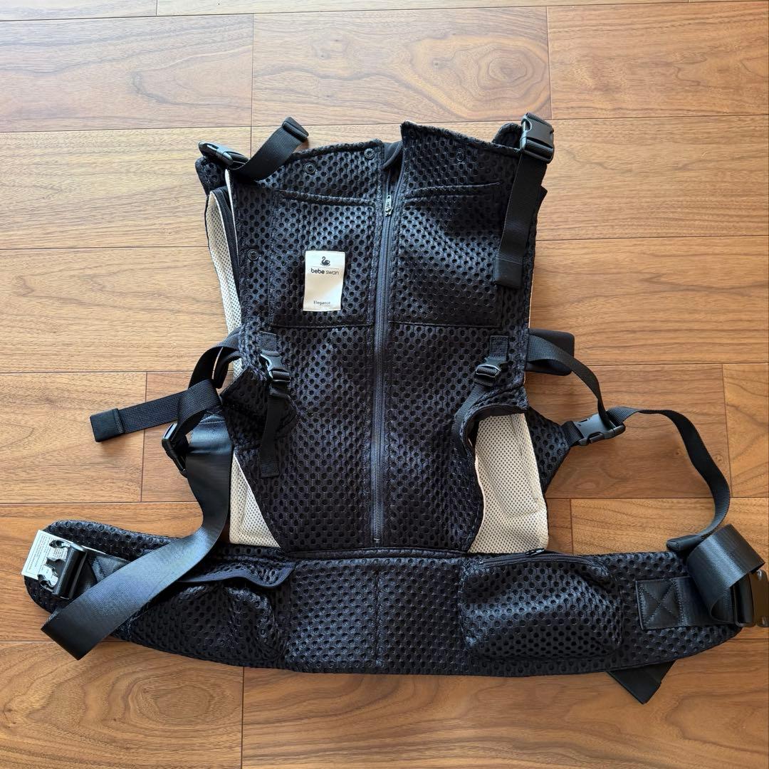 大人気✨新品！べべスワンメッシュベスト抱っこ紐　黒