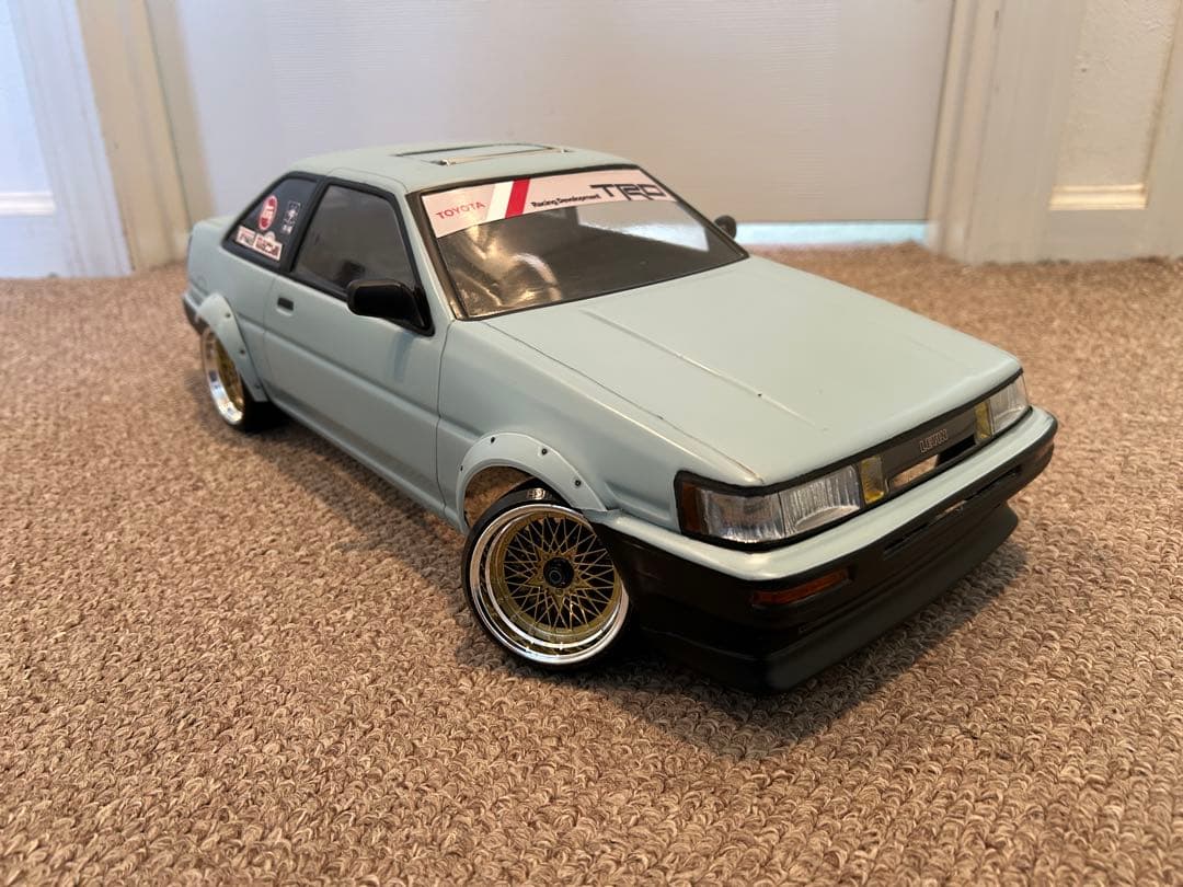 陸人・LP-86+AE86レビン、ボデ付き（オプションパーツ付き）
