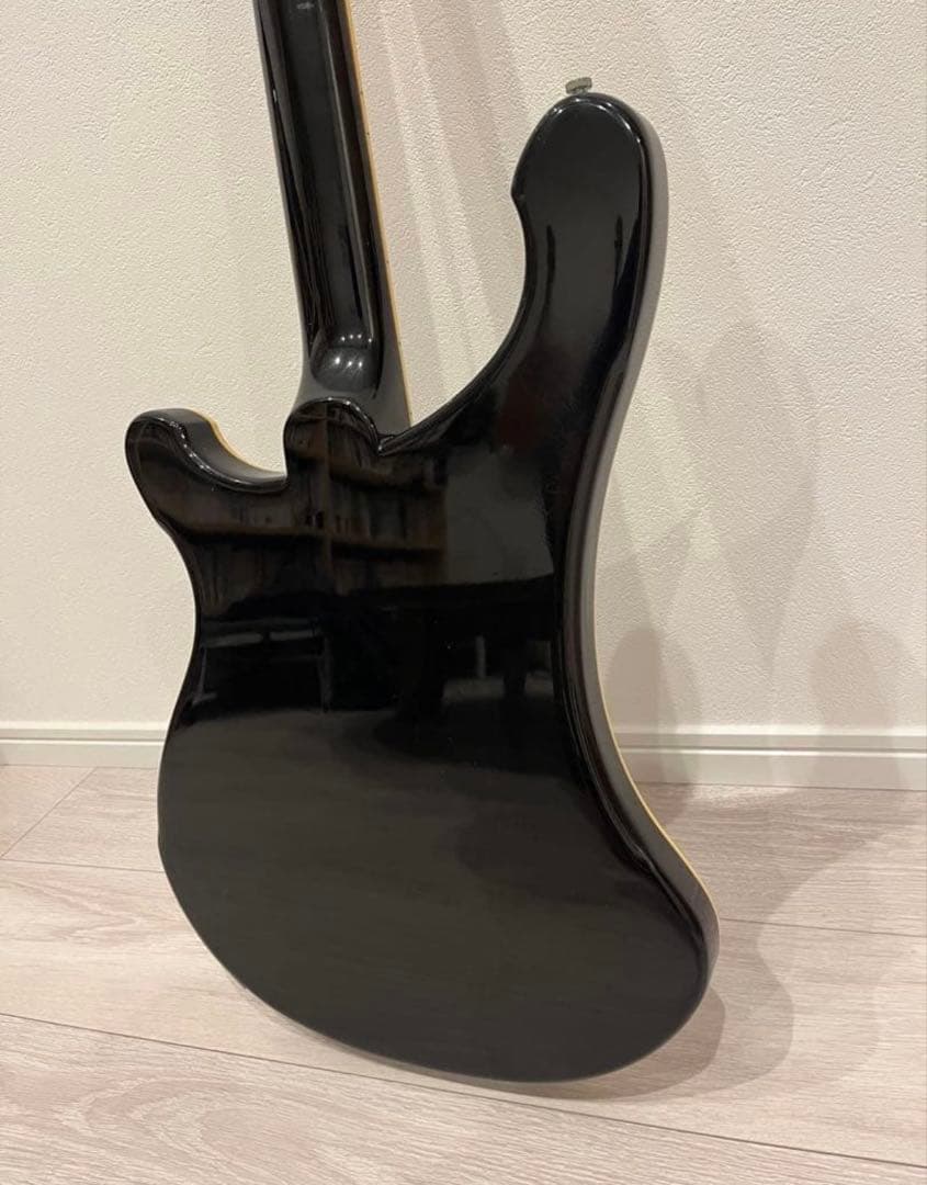 Fernandes リッケンバッカー ブラック