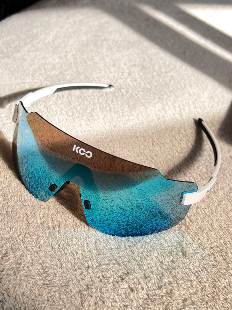 カスク　KOO サングラス　超軽量　イタリア製　スーパーノヴァ　美品一度のみ使用